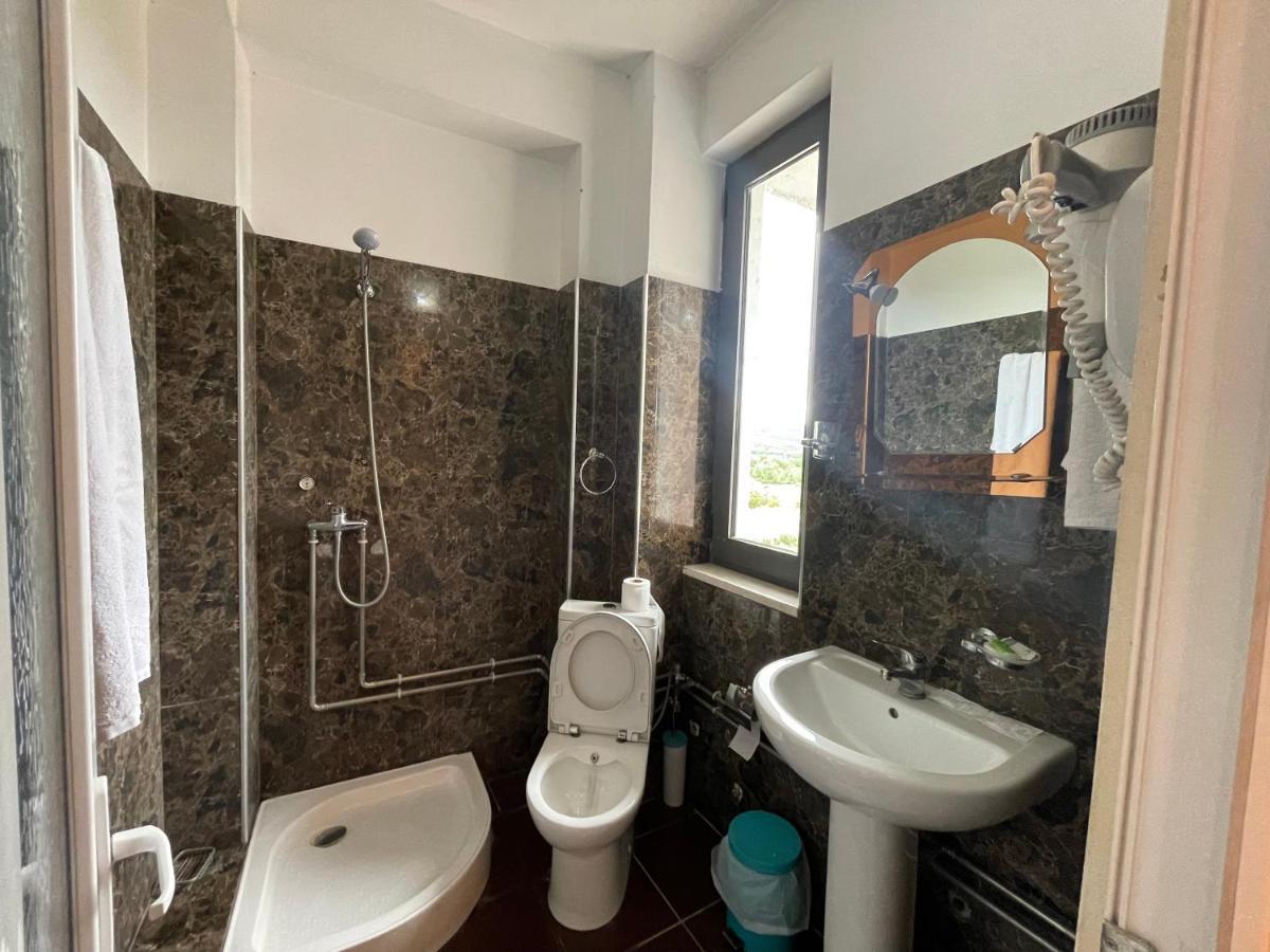 Hotel Kthella Resort Rreshen Εξωτερικό φωτογραφία