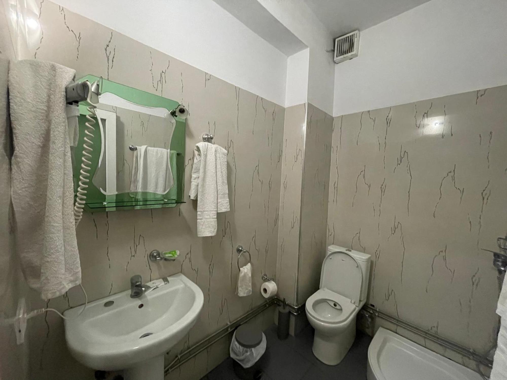 Hotel Kthella Resort Rreshen Εξωτερικό φωτογραφία